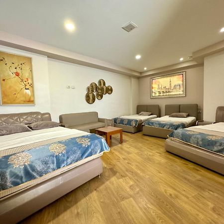 Park Hotel Tirana Yzberish Екстер'єр фото
