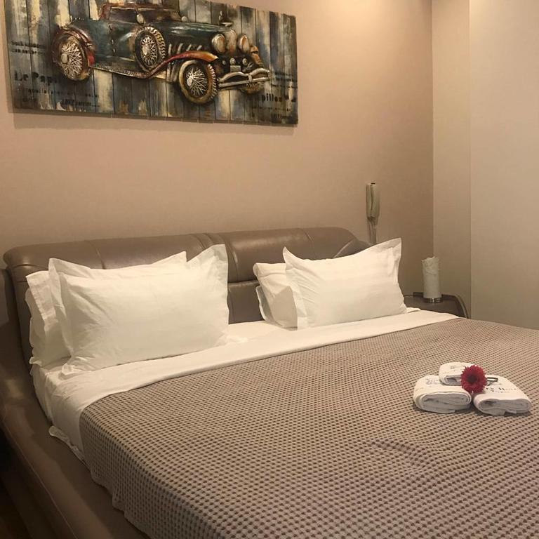 Park Hotel Tirana Yzberish Екстер'єр фото