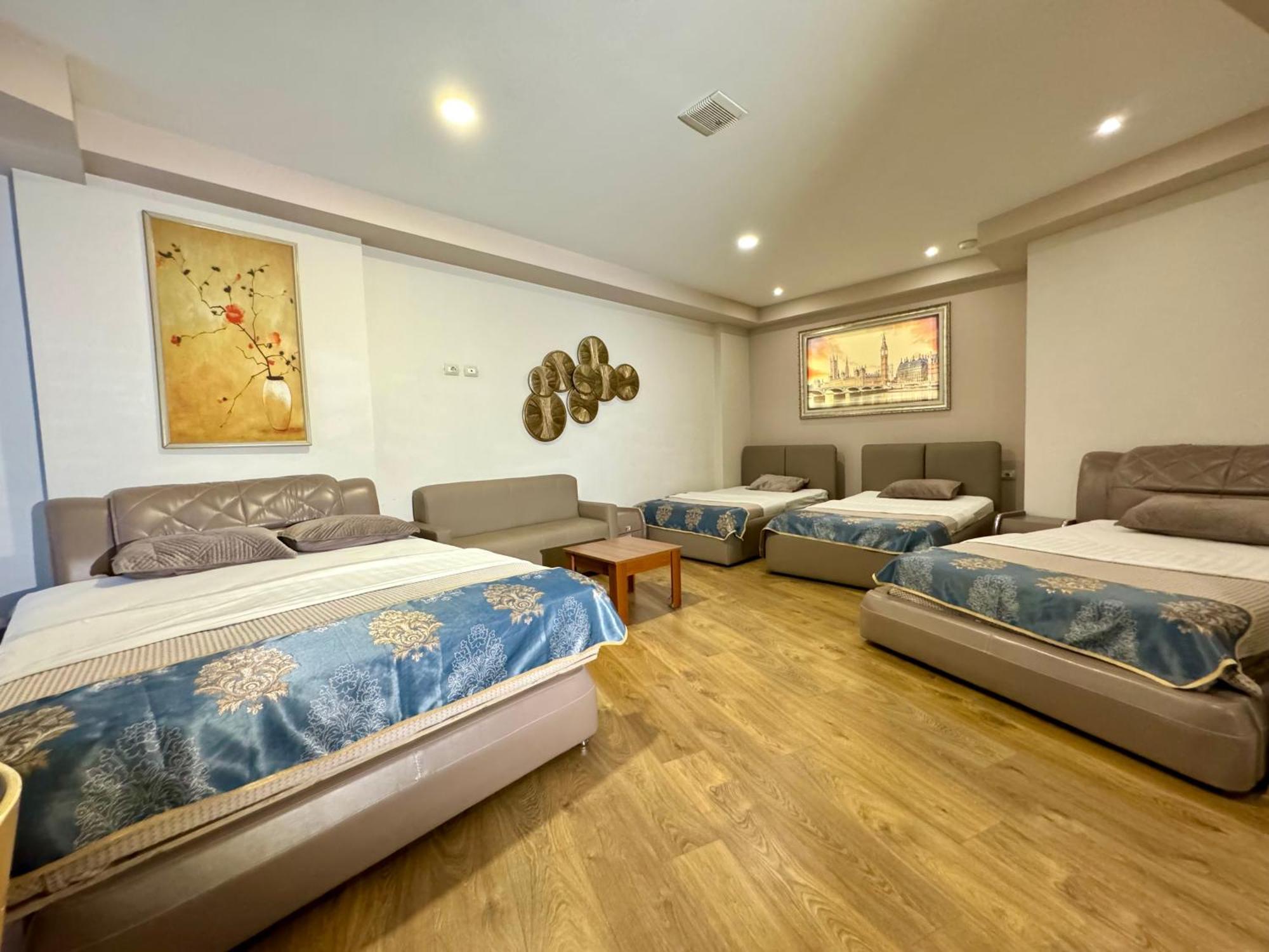 Park Hotel Tirana Yzberish Екстер'єр фото